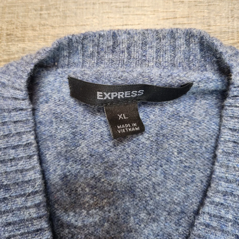 Express V-Neck Sweater Mens XL Blue Excellent Long‎ Sleeve Ribbed Knit Pullover